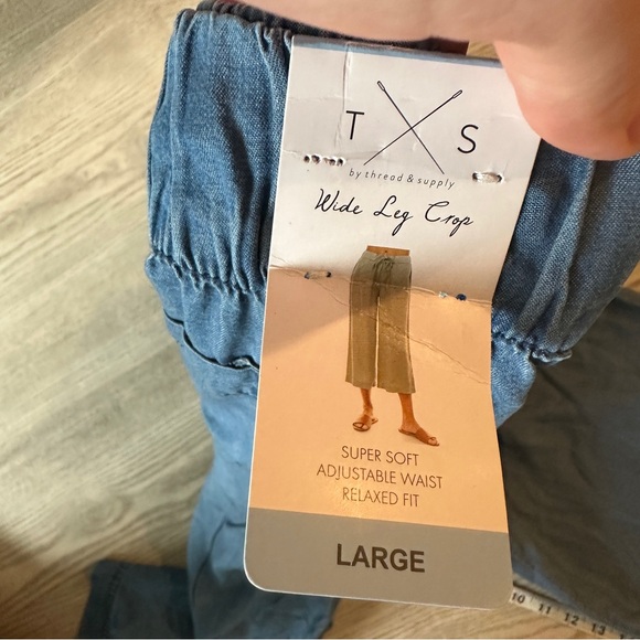 NWT Thread & Supply Chambray Wide Leg Crop Pants Large - Picture 13 of 13